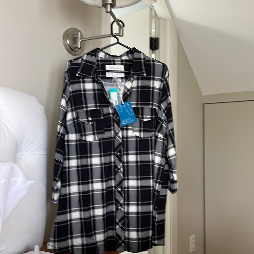 Balsam and Spruce Button down Knit top 2x
